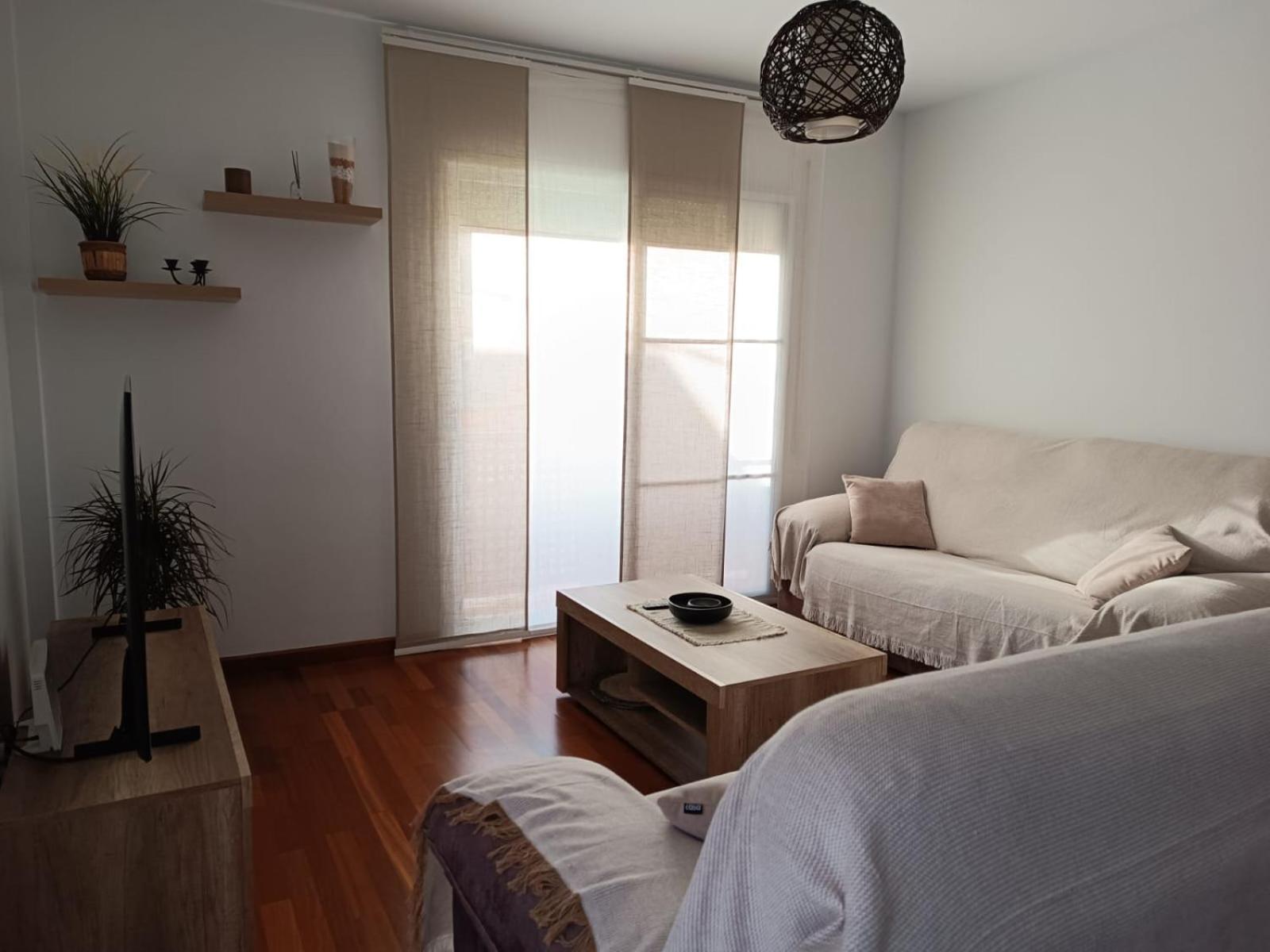 Apartamento Plaza De La Iglesia Deltebre Exteriör bild